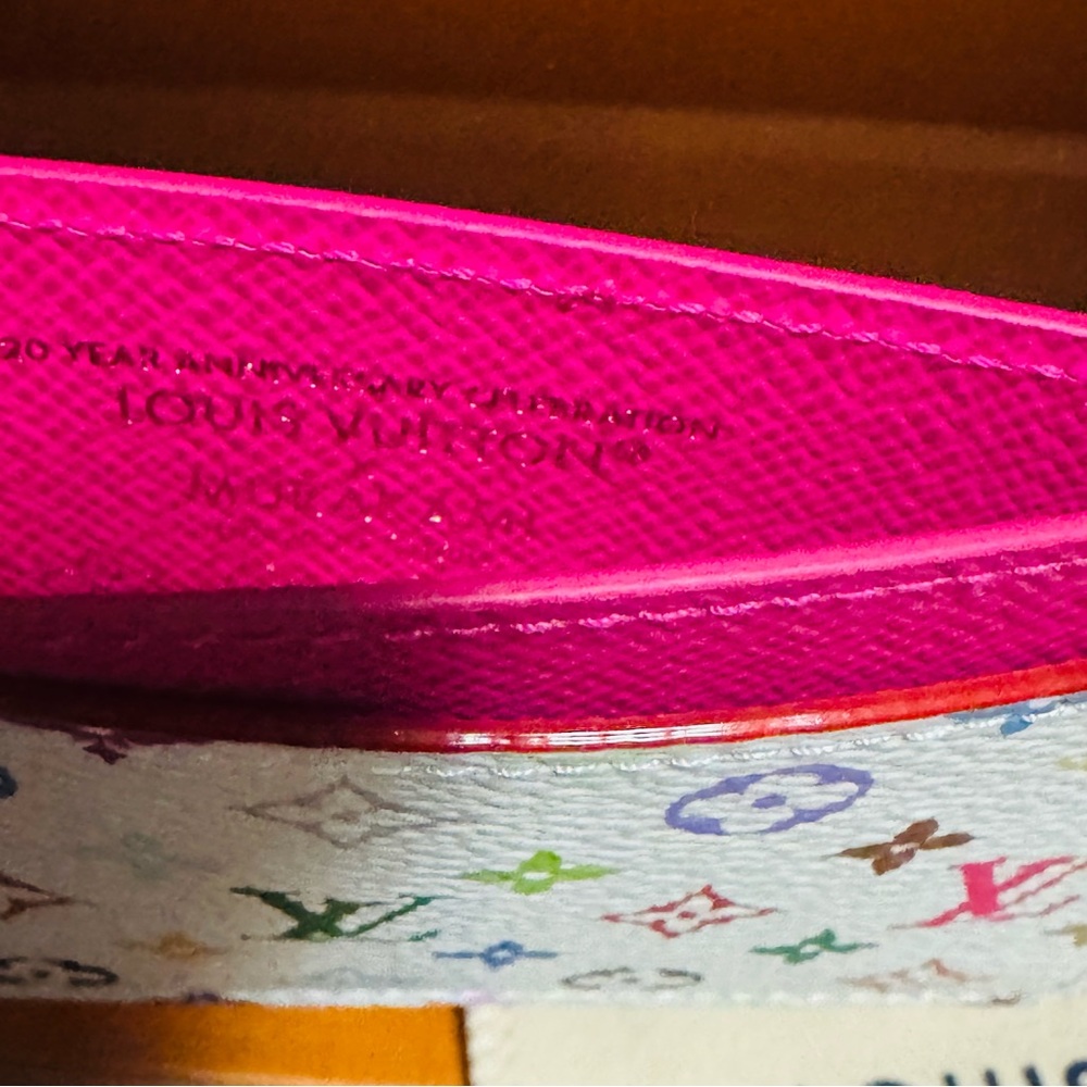 Louis Vuitton Murakami multicolor White and Pink Card Holder New in box - Picture 9 of 9